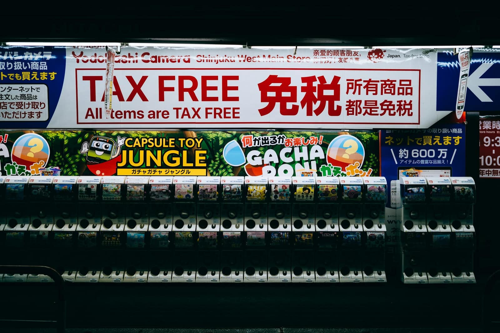 Enseigne Tax Free au magasin Yodobashi Camera de Shinjuku